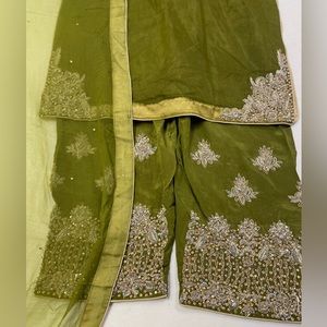 Pakistani/ Indian clothes